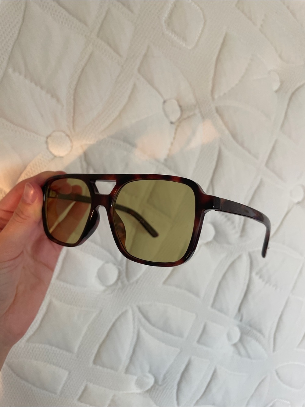 House of Harlow Tortoiseshell Square Aviator Sunglasses - yellow lenses